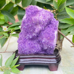 Tinh thể thạch anh tím - Vật hộ mạng của gia chủ mệnh Hỏa, Thổ